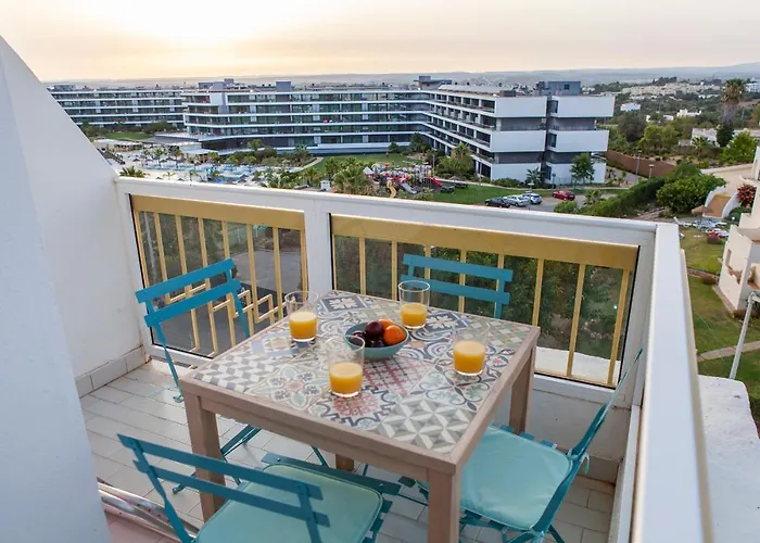 B57 - Marachique 2 Bed Flat