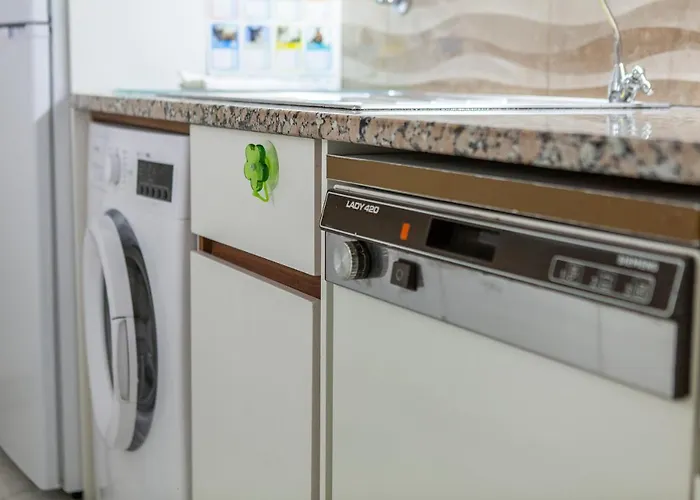 B57 - Marachique 2 Bed Flat