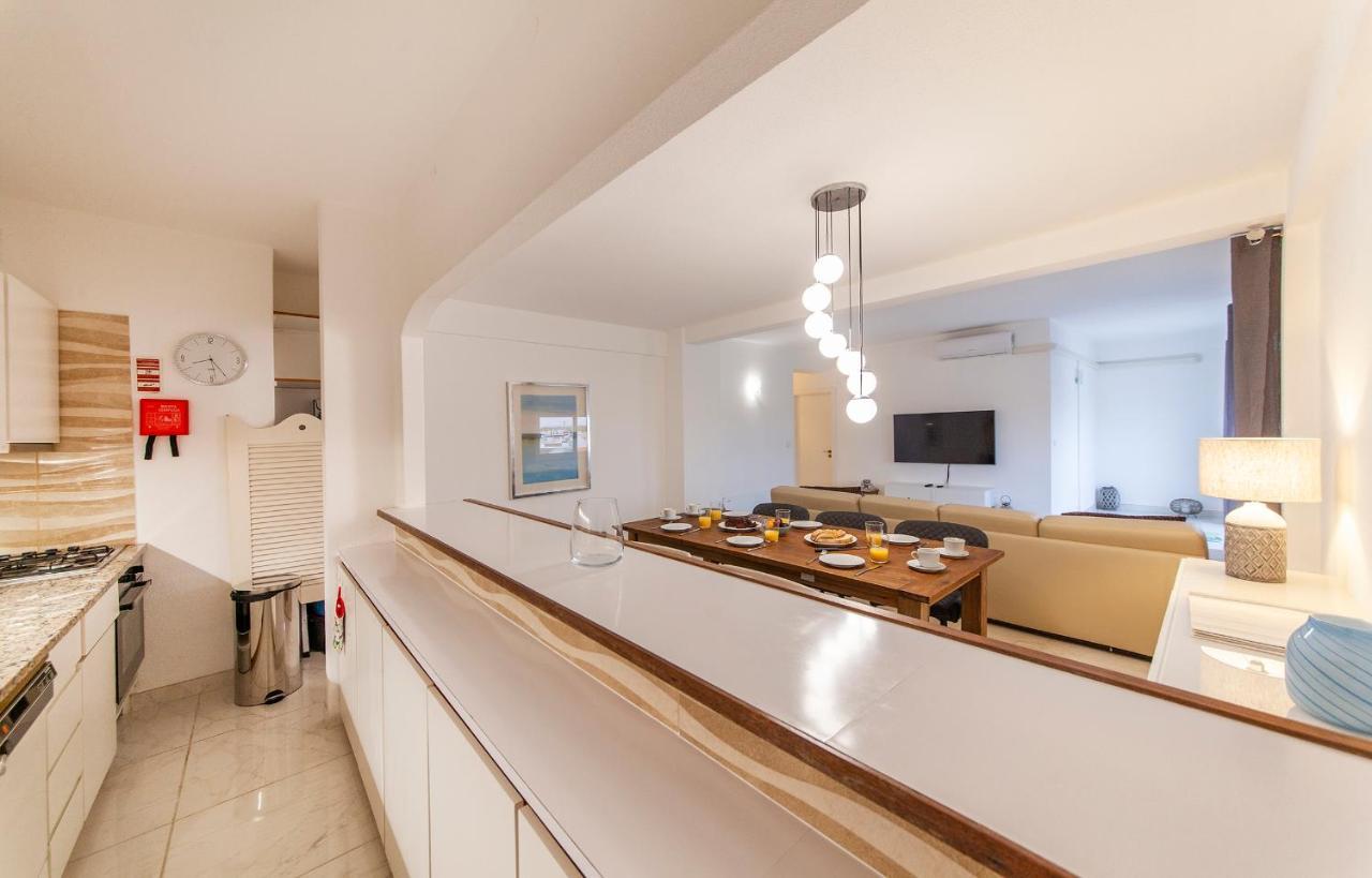 B57 - Marachique 2 Bed Flat * Alvor