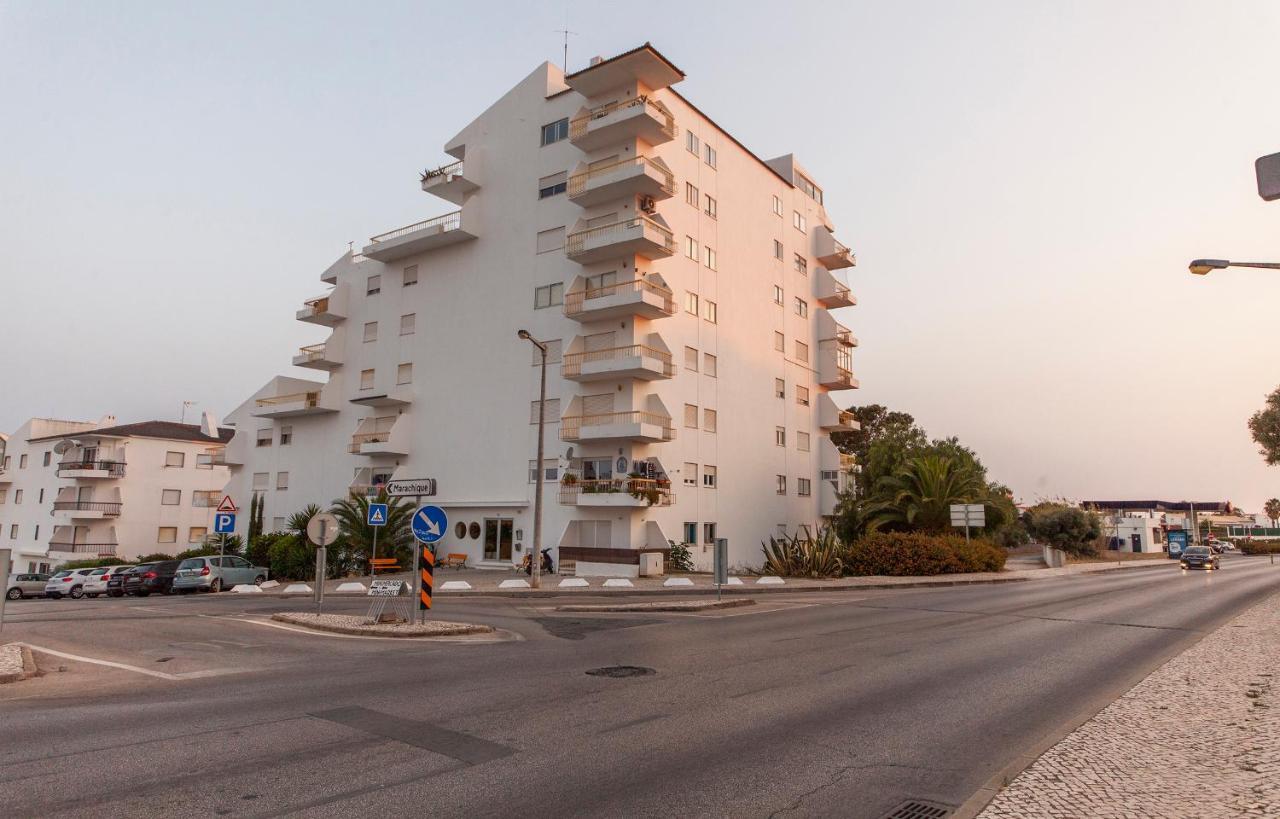 B57 - Marachique 2 Bed Flat *
