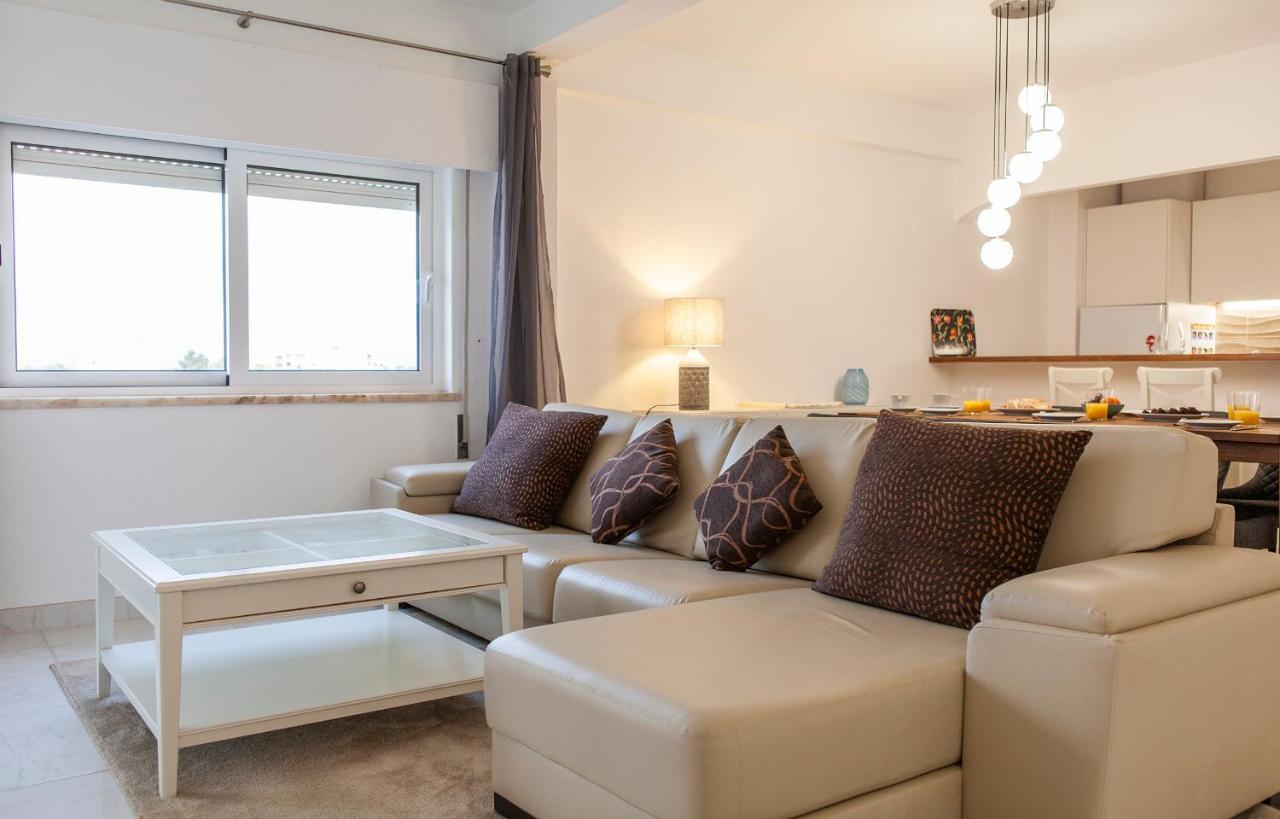 B57 - Marachique 2 Bed Flat Alvor